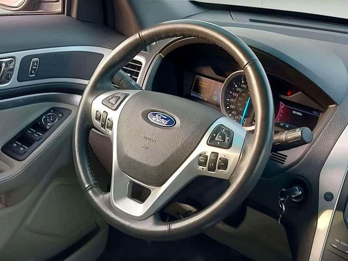 Подержанный Ford Explorer V, 3.5 л, 2012 в Дубае от Mirza Automobile FZE Черный цвет. Японская | AUTO.AE