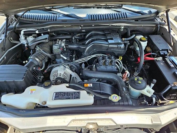 Used Ford Explorer IV, 4.0 l, 2007 in Dubai by Irfan Motors, Silver color. Japanese Specs | AUTO.AE