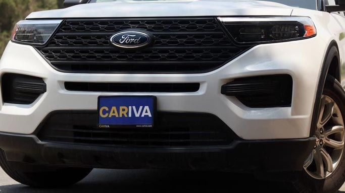 Used Ford Explorer VI Facelift (China Market), 2.3 l, 2022 in Dubai by Cariva Used Cars , White color. GCC Specs | AUTO.AE