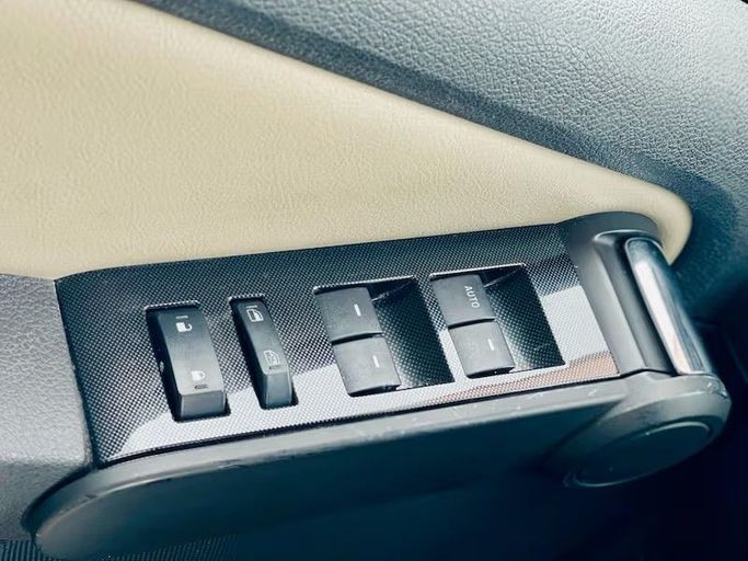 Used Ford Explorer IV, 4.6 l, 2008 in Dubai by Al Abbas Motors, Black color. Japanese Specs | AUTO.AE