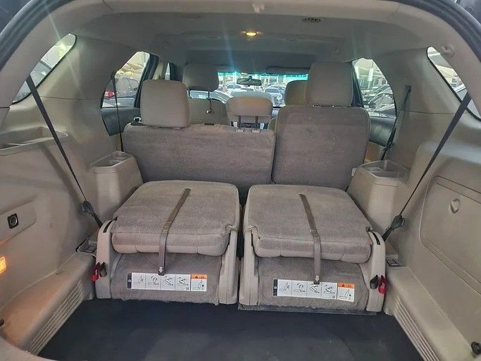 Подержанный Ford Explorer V, 3.5 л, 2015 в Дубае от Abdo Al Muthanna Used Cars Черный цвет. GCC | AUTO.AE