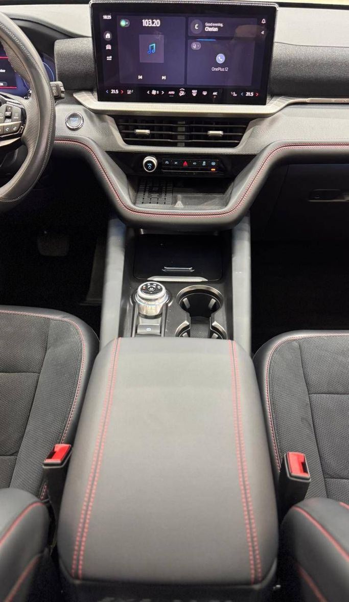 Подержанный Ford Explorer VI Рестайлинг, 3.0 л, 2025 в Дубае от Zeus Motors Белый цвет. GCC | AUTO.AE