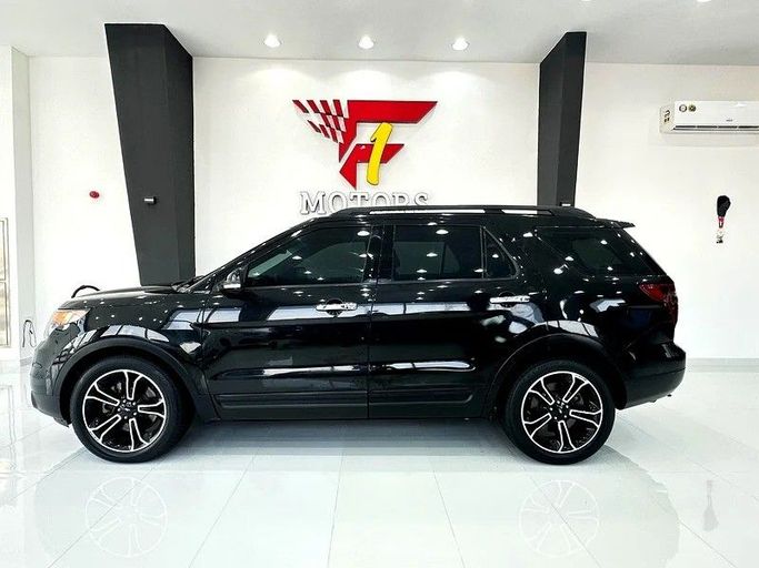 Подержанный Ford Explorer V, 3.5 л, 2014 в Дубае от F1 Motors Черный цвет. GCC | AUTO.AE