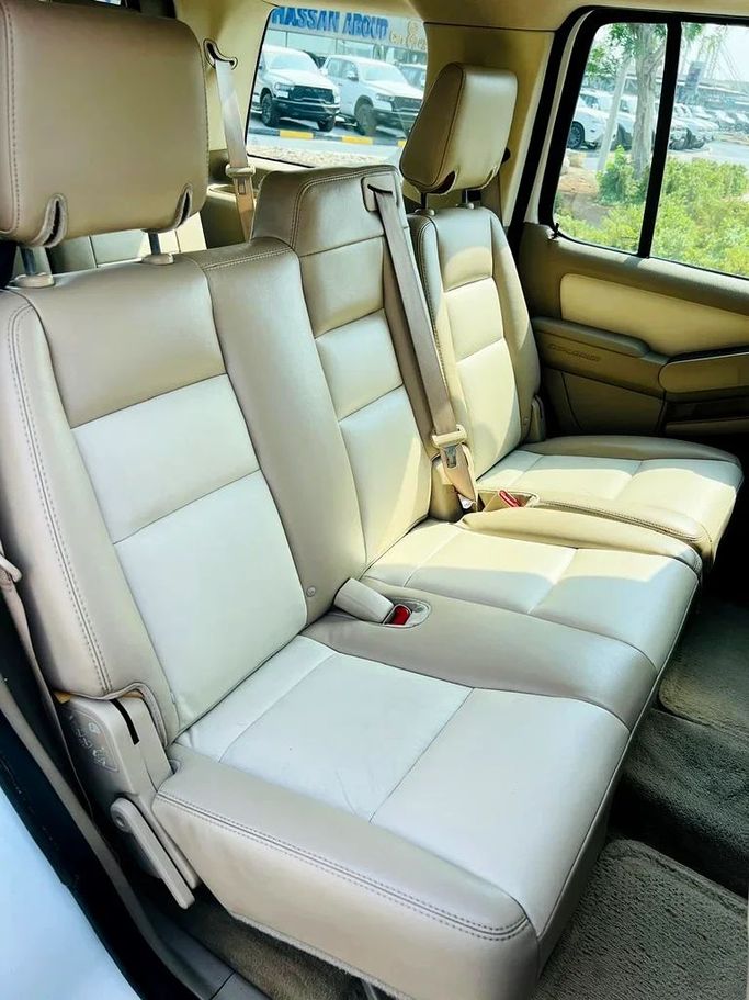 Used Ford Explorer IV, 4.0 l, 2010 in Dubai by First Choice Motors, White color. GCC Specs | AUTO.AE