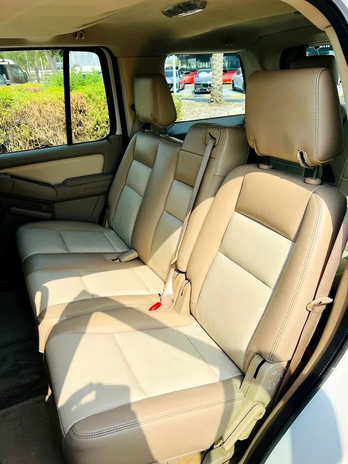 Used Ford Explorer IV, 4.0 l, 2010 in Dubai by First Choice Motors, White color. GCC Specs | AUTO.AE