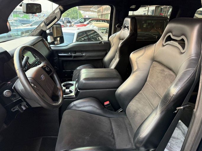 Подержанный Ford F-150 XI, 5.4 л, 2008 в Дубае от STAR COLLECTION LLC Черный цвет. Американская | AUTO.AE