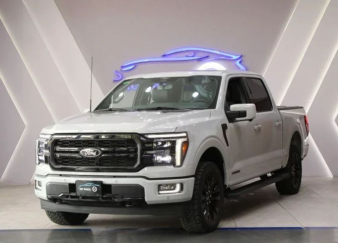 Подержанный Ford F-150 XIV Рестайлинг, 3.5 л, 2024 в Дубае от Hot Wheel Used Motors Белый цвет. Other | AUTO.AE