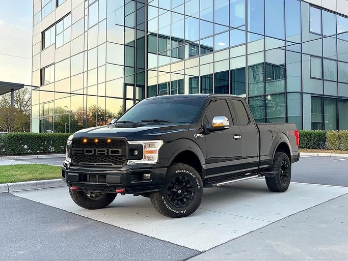 Подержанный Ford F-150 XIII Рестайлинг, 3.5 л, 2018 в Дубае от INFINITY DRIVE Черный цвет. GCC | AUTO.AE | Объявление #245681