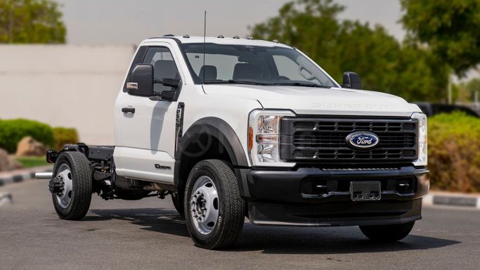 Новый Ford F-550 IV, 6.7 л, 2025 в Дубае от Milele Белый цвет. Other | AUTO.AE
