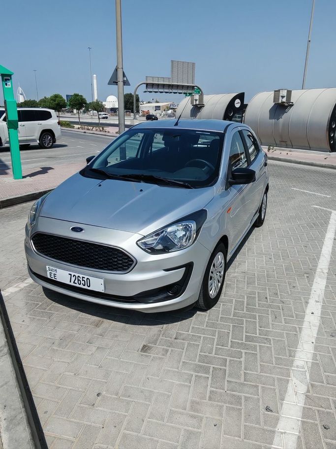 Used Ford Figo II Facelift, 1.5 l, 2020 in Dubai, Silver color. GCC Specs | AUTO.AE