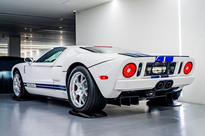 New Ford GT I, 5.4 l, 2005 in Dubai, White color. American Specs | AUTO.AE