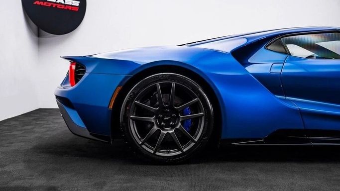 Подержанный Ford GT II, 3.5 л, 2018 в Дубае от Al Ain Class Motors Синий цвет. GCC | AUTO.AE