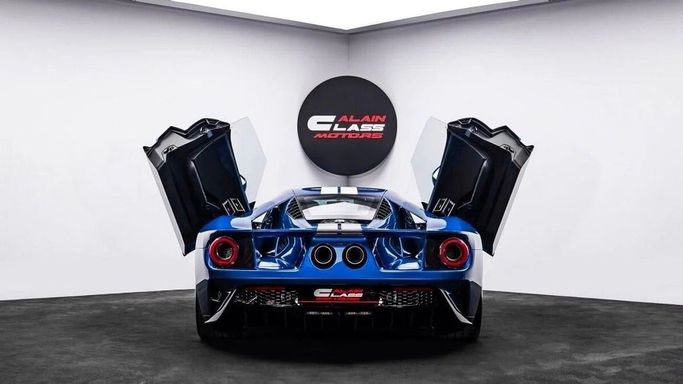 Подержанный Ford GT II, 3.5 л, 2018 в Дубае от Al Ain Class Motors Синий цвет. GCC | AUTO.AE