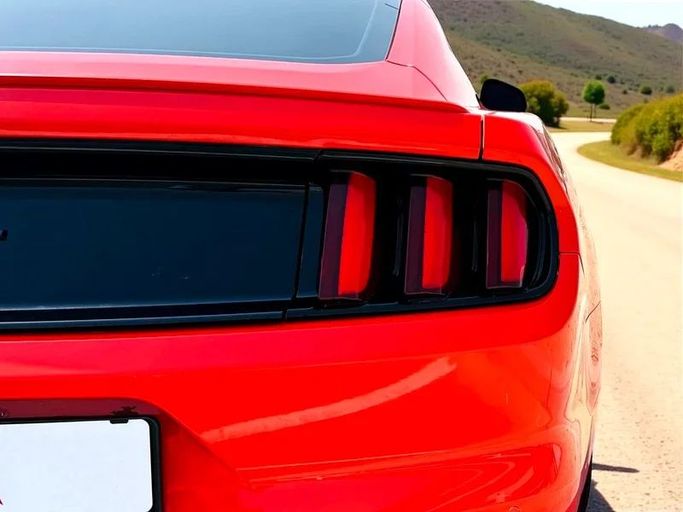 Подержанный Ford Mustang VI, 5.0 л, 2016 в Дубае от Andaleeb Cars Красный цвет. GCC | AUTO.AE