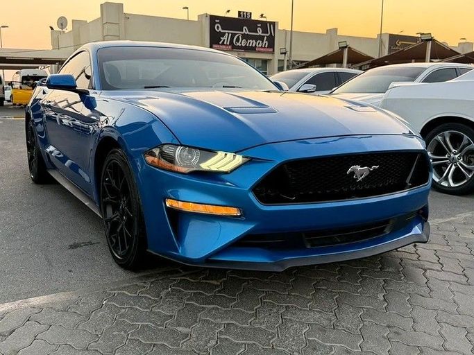 Подержанный Ford Mustang VI Рестайлинг, 2.3 л, 2019 в Дубае от Al Qemah Used Cars Синий цвет. Американская | AUTO.AE