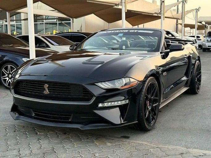 Подержанный Ford Mustang VI Рестайлинг, 2.3 л, 2020 в Дубае от Al Qemah Used Cars Черный цвет. Американская | AUTO.AE