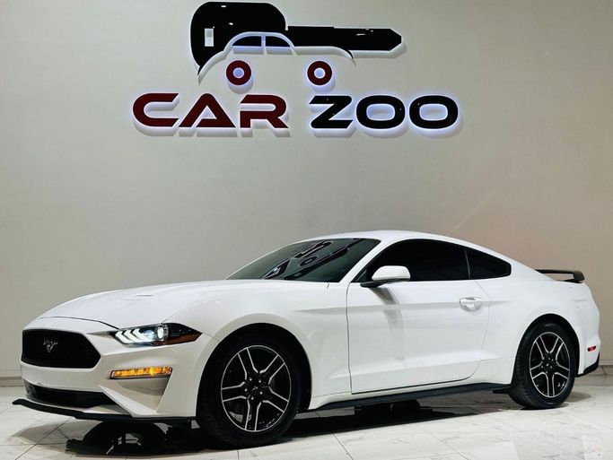 مستعملة Ford Mustang فيس ليفت السادس, 2.3 l, 2022 في في دبي من Carzoo Used Cars Trading، اللون أبيض. المواصفات الأمريكية | AUTO.AE | إعلان #264353