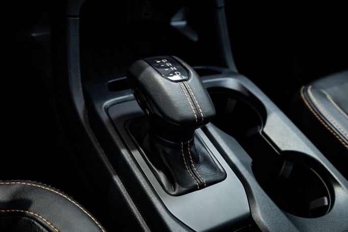 Подержанный Ford Ranger T6.2, 2.3 л, 2023 в Дубае от Linda Cars Черный цвет. GCC | AUTO.AE