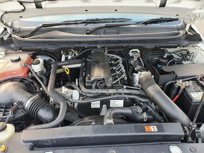 Подержанный Ford Ranger T6, 2.2 л, 2014 в Дубае от Alhamd Motors Белый цвет. Other | AUTO.AE