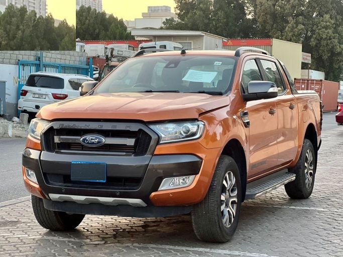 Подержанный Ford Ranger T6 Рестайлинг, 3.2 л, 2018 в Дубае от Alhamd Motors Оранжевый цвет. Other | AUTO.AE