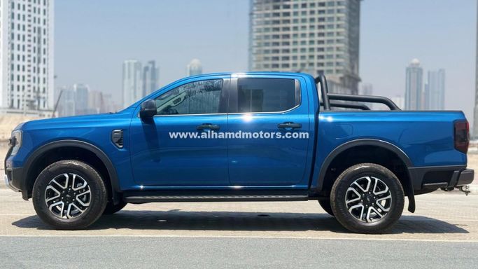 Подержанный Ford Ranger T6.2, 2.0 л, 2024 в Дубае от Alhamd Motors Синий цвет. Other | AUTO.AE