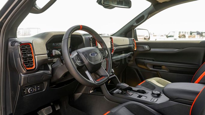 Новый Ford Ranger T6.2, 3.0 л, 2025 в Дубае от Milele Черный цвет. Other | AUTO.AE