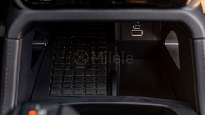 Новый Ford Ranger T6.2, 3.0 л, 2025 в Дубае от Milele Черный цвет. Other | AUTO.AE