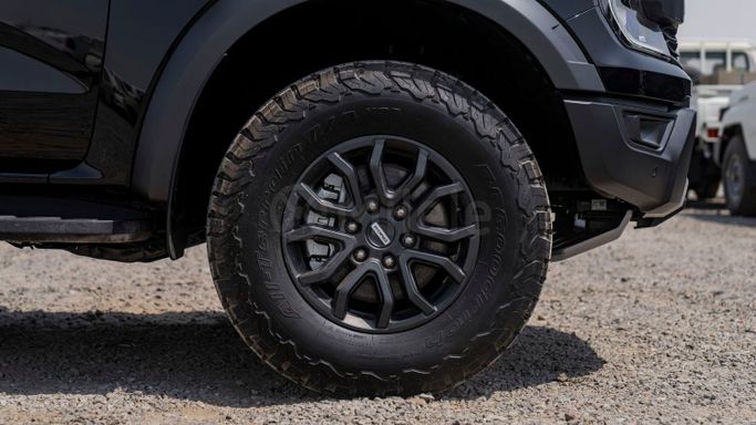 Новый Ford Ranger T6.2, 3.0 л, 2025 в Дубае от Milele Черный цвет. Other | AUTO.AE