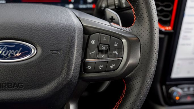 Новый Ford Ranger T6.2, 3.0 л, 2025 в Дубае от Milele Серый цвет. Other | AUTO.AE