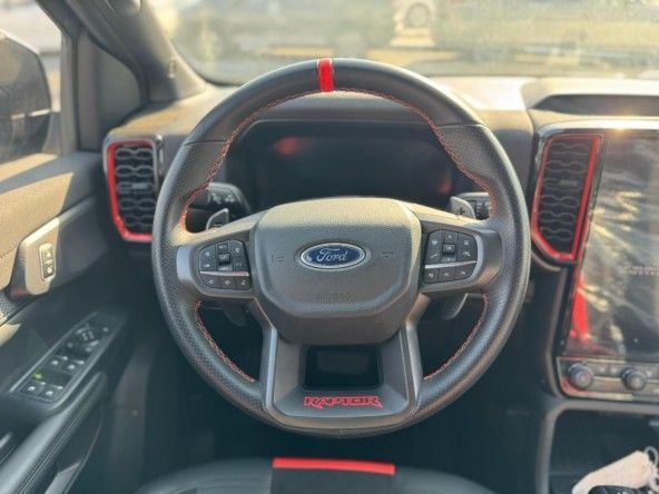 Новый Ford Ranger T6.2, 3.0 л, 2024 в Дубае от Titanum Cars Черный цвет. GCC | AUTO.AE