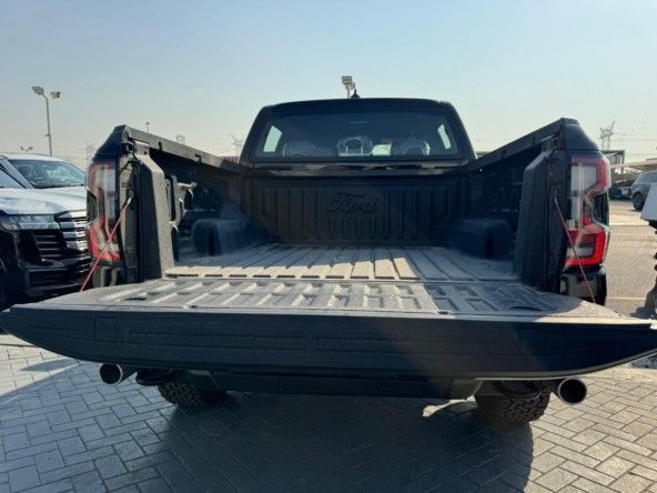 Новый Ford Ranger T6.2, 3.0 л, 2024 в Дубае от Titanum Cars Черный цвет. GCC | AUTO.AE