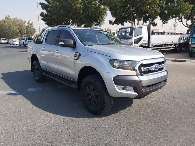 مستعملة Ford Ranger T6, 3.2 l, 2014 في في دبي من SONDOS MOTORS FZE، اللون رمادي. أخرى | AUTO.AE