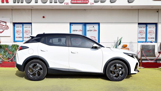 Подержанный GAC GS3, 1.5 л, 2024 в Дубае от MALIK MOTORS Белый цвет. Other | AUTO.AE