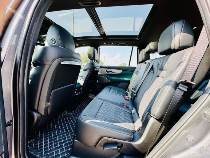 Новый GAC GS8 II, 2.0 л, 2025 в Дубае от Ideal Cars LLC Серебристый цвет. GCC | AUTO.AE