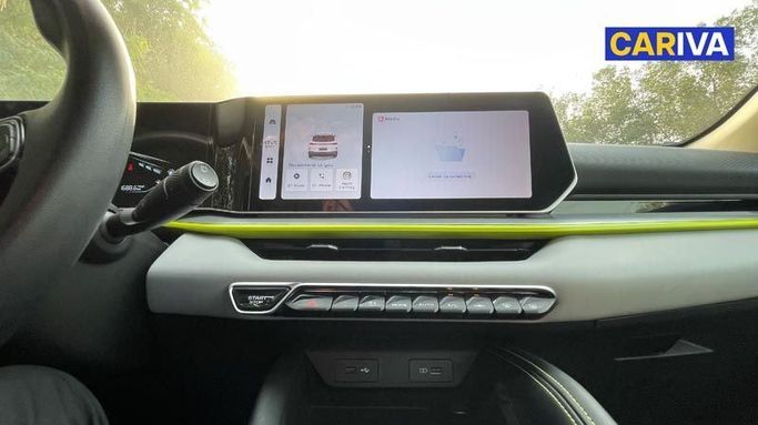 Used Geely Coolray I Facelift, 1.5 l, 2025 in Dubai by Cariva Used Cars , Grey color. GCC Specs | AUTO.AE