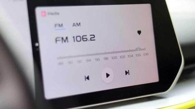 Used Geely Coolray I Facelift, 1.5 l, 2025 in Dubai by Cariva Used Cars , White color. GCC Specs | AUTO.AE