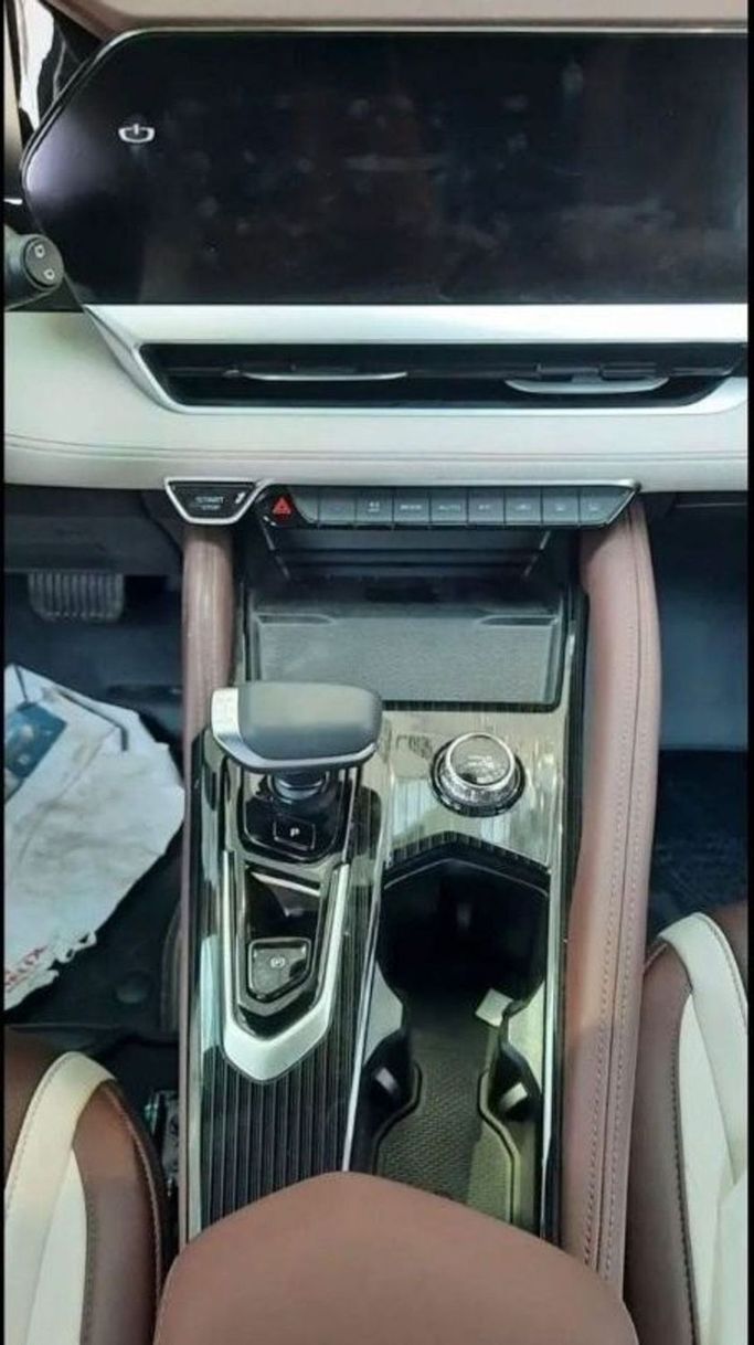 Новый Geely Monjaro I Рестайлинг, 2.0 л, 2024 в Дубае от Mohamed Hakim Motors Белый цвет. Other | AUTO.AE