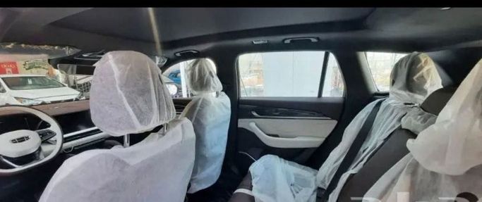 Новый Geely Monjaro I Рестайлинг, 2.0 л, 2024 в Дубае от Mohamed Hakim Motors Синий цвет. GCC | AUTO.AE