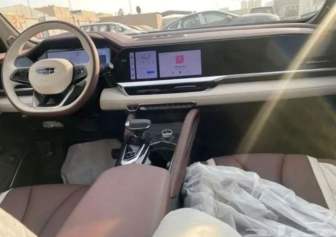 Новый Geely Monjaro I Рестайлинг, 2.0 л, 2024 в Дубае от Mohamed Hakim Motors Черный цвет. Other | AUTO.AE