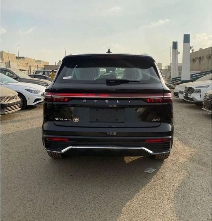 Новый Geely Monjaro I Рестайлинг, 2.0 л, 2024 в Дубае от Mohamed Hakim Motors Черный цвет. Other | AUTO.AE