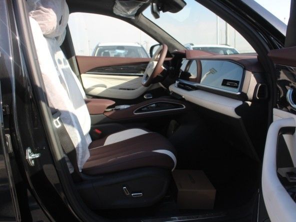 Новый Geely Monjaro I, 2.0 л, 2023 в Дубае от Titanum Cars Черный цвет. Other | AUTO.AE