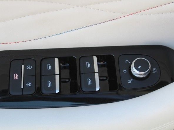 Новый Geely Monjaro I, 2.0 л, 2023 в Дубае от Titanum Cars Черный цвет. Other | AUTO.AE