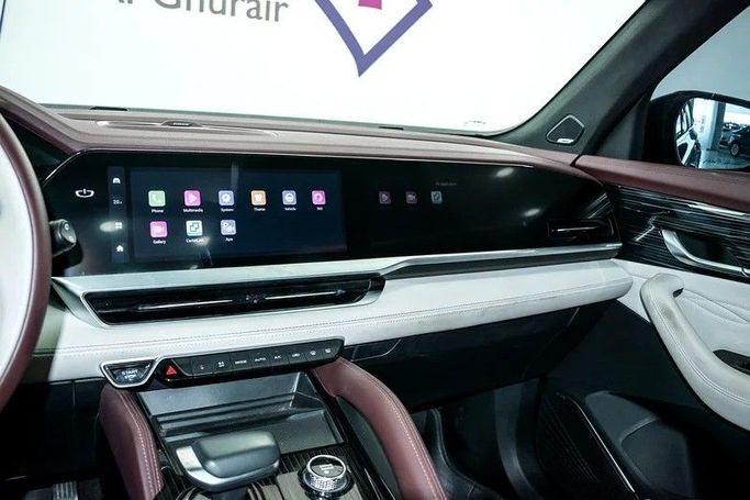 Подержанный Geely Monjaro I, 2.0 л, 2024 в Дубае от AG Motors Тёмно-синий цвет. GCC | AUTO.AE