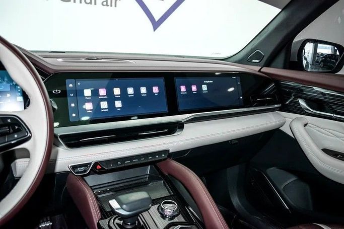 Подержанный Geely Monjaro I, 2.0 л, 2024 в Дубае от AG Motors Белый цвет. GCC | AUTO.AE