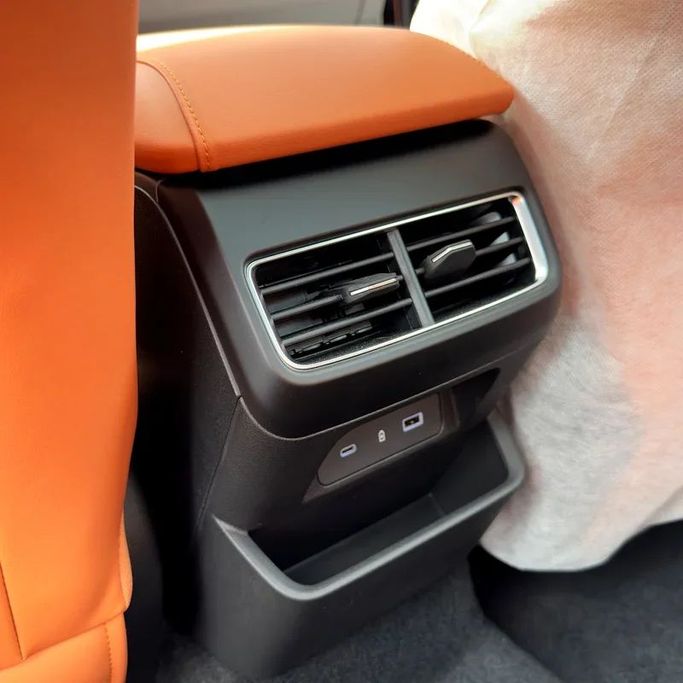 Новый Geely Preface I, 2.0 л, 2025 в Дубае от Sola Motors Черный цвет. Китайская | AUTO.AE