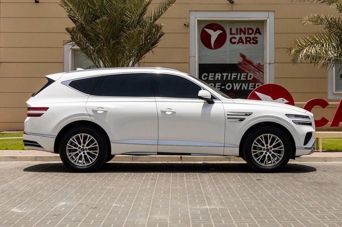 Подержанный Genesis GV80 I Рестайлинг, 2.5 л, 2024 в Дубае от Linda Cars Белый цвет. Корейская | AUTO.AE