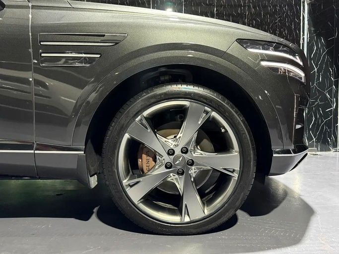 Used Genesis GV80 I, 3.5 l, 2024 in Dubai by Zeus Motors, Brown color. GCC Specs | AUTO.AE