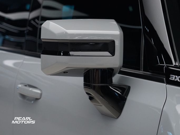 Подержанный GMC Hummer EV, 2024 в Дубае от Pearl Motors Серый цвет. GCC | AUTO.AE