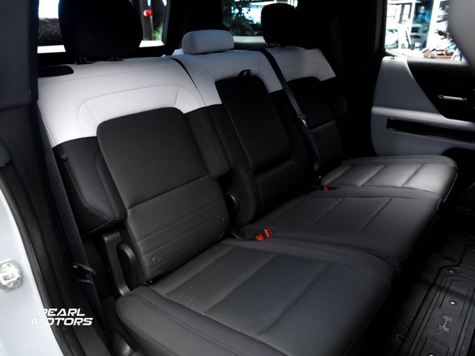 Подержанный GMC Hummer EV, 2024 в Дубае от Pearl Motors Серый цвет. GCC | AUTO.AE