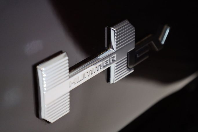 Used GMC Hummer EV, 2024 in Dubai by Sanam Cars, Black color. GCC Specs | AUTO.AE